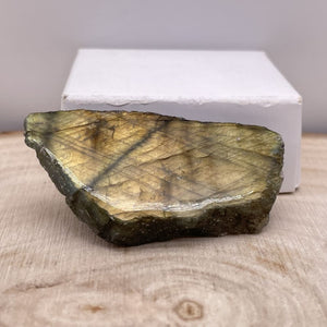 Fragment De Labradorite Poli - 16G Flfp154
